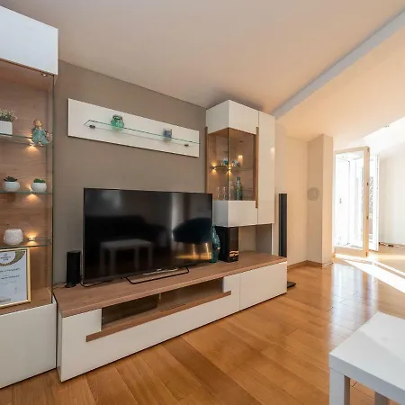 Private In Petrcane By The Sea Kozino